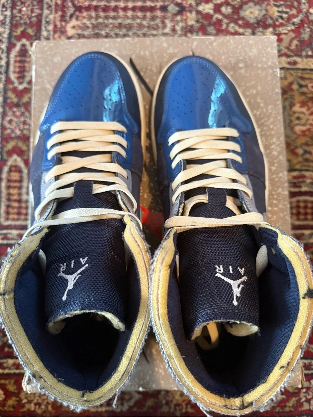 Jordan 1 Mid SE Craft Obsidian French Blue Ashen Slate White High-Top Sneakers